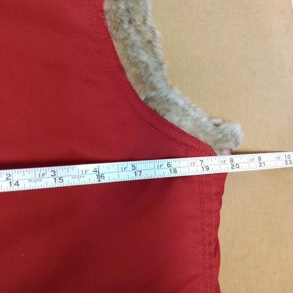 Gap Reversible Faux Fur Vest, size M - Picture 8 of 9